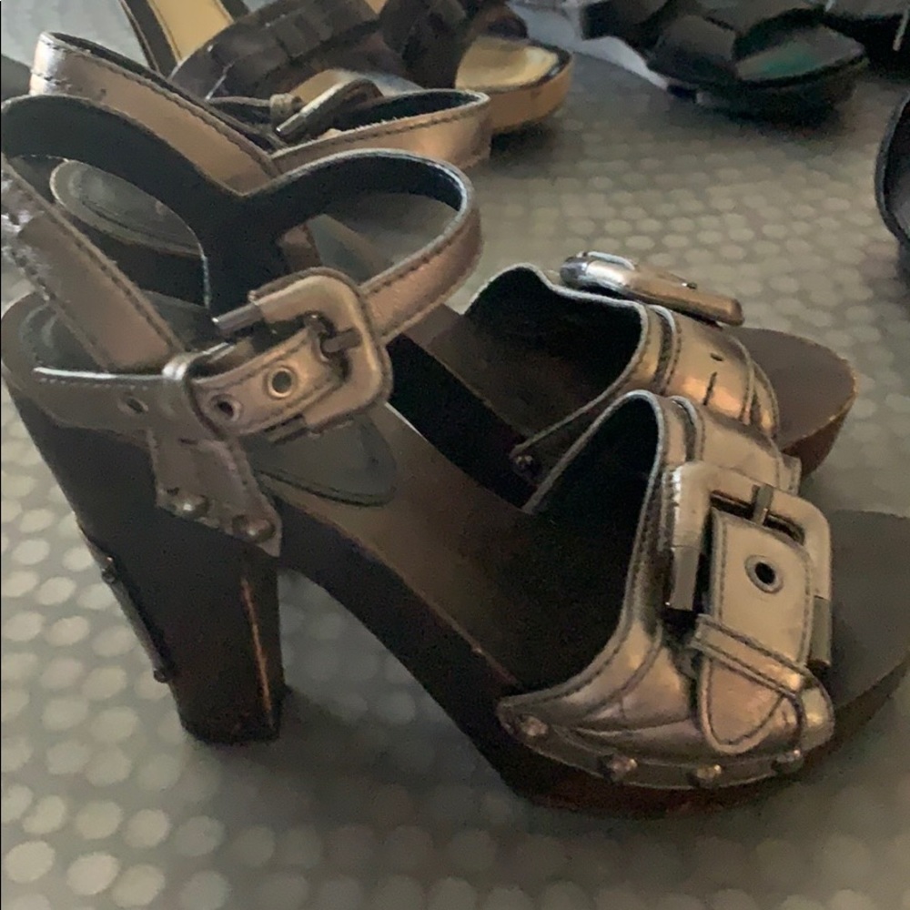 Burberry heels